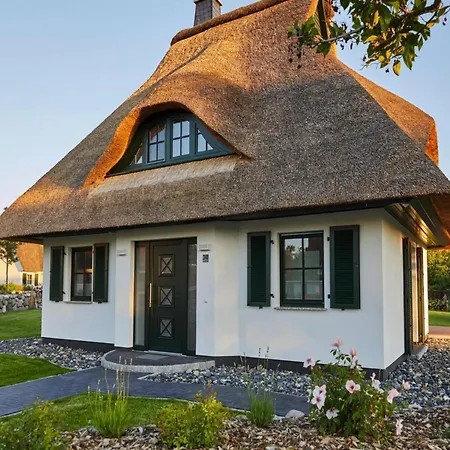 In Mit Sauna Dom wakacyjny Fuhlendorf (Mecklenburg-Vorpommern)